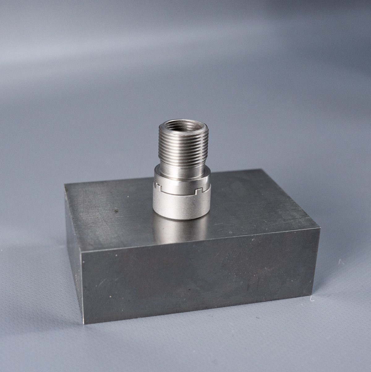 1/2-28 Thread Adapter + Removal Tool